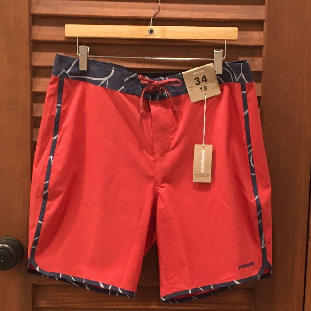 Patagonia Men’s Hydropeak Scallop Board Shorts - 38 - NWT